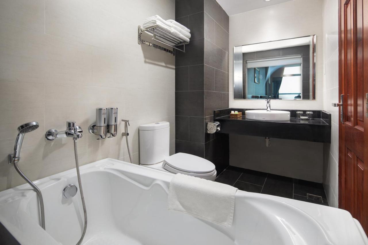 Nolis Hotel Vung Tau Bagian luar foto
